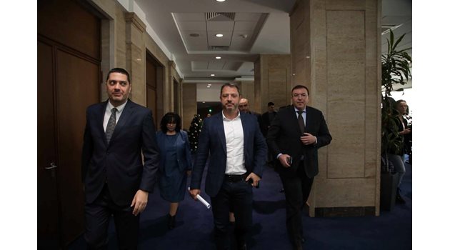 ГЕРБ се възмутиха от смяната на директора на "Пирогов" и обявиха, че не премиерът, а здравният министър взема решенията.