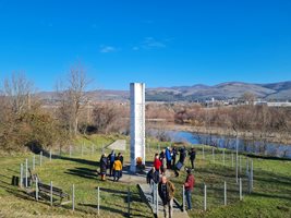 Почетоха паметта на 10 военослужещи, загинали в река Върбица