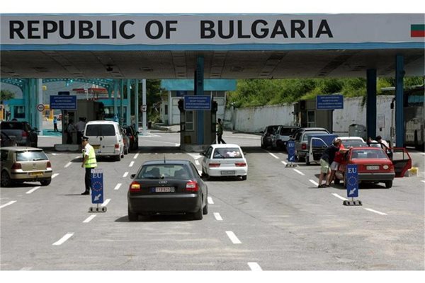 80% от заловените цигари на границата са в камиони, пътуващи транзит през България.