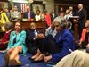 US конгресмени  организират   седяща стачка