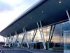 Евакуираха двата терминала на Летище София заради сигнали за бомби