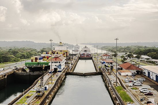 28 000 загиват, докато строят Панамския канал
