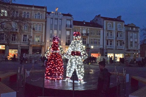 Моментално Пижо и Пенда се превърнаха в любим сюжет за снимки и селфита. Снимки: Авторът 