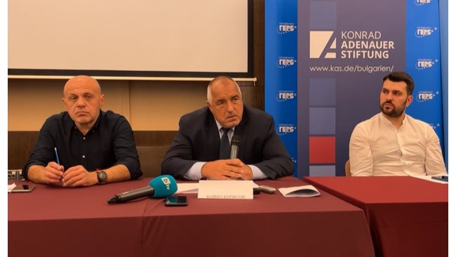 Boyko Borissov: In 1-2 years cars will fly on the highways like mines (Video)