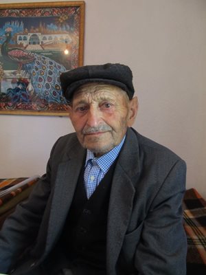104-годишният Миладин Симов