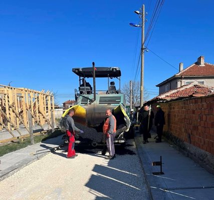 Предприятието в Раковски разполага със собствена техника.