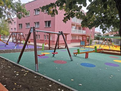 Иновативни подходи и съвременни условия в детските градини в община Карнобат