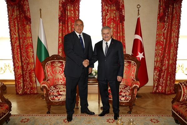 Премиерът Бойко Борисов с турския си колега Бинали Йълдъръм в Истанбул