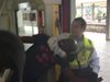 Контрольори свалиха по брутален начин пътник от градския транспорт в Мюнхен (ВИДЕО)