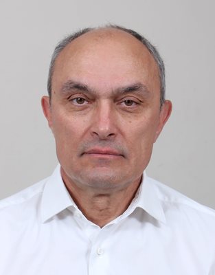 Д-р Веселин Чалъков