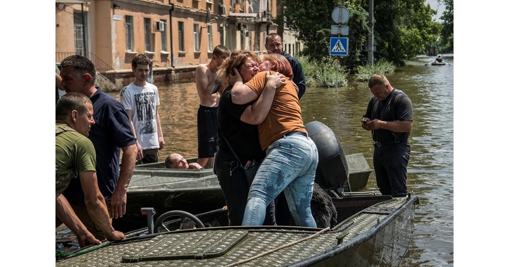 The Aftermath of the Kakhovka Dam Collapse: Devastation, Environmental Damage, and Health Risks