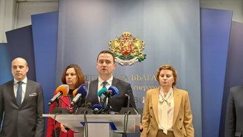 Жечо Станков: Домакинствата без ток по Коледа ще получат компенсации от държавата до края на февруари