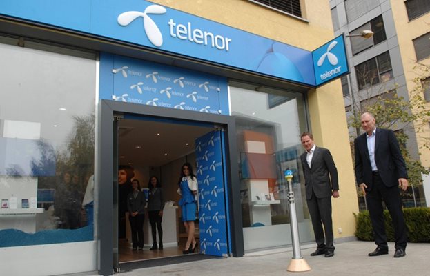 Мениджмънтът на “Теленор” представи вчера новата визия и дизайн на магазините на компанията.