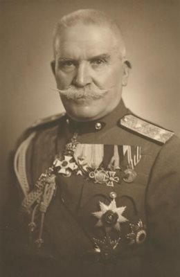 Роденият през 1860 г. в Ямбол генерал Стилиян Ковачев