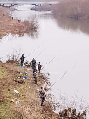 Рибарите се наредиха край Марица
Сн. Забелязано в  Пловдив