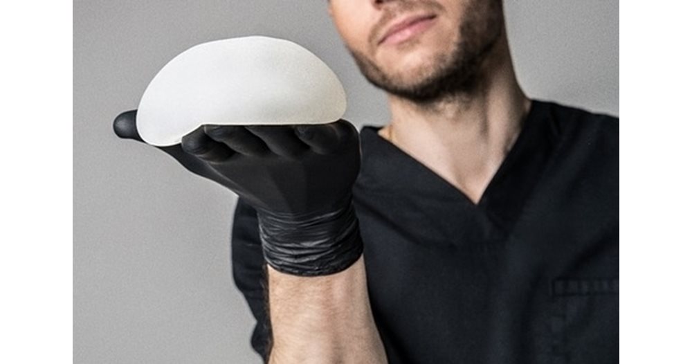 Breast Implants Previously Used Were Sold at Sofia’s Flea Market