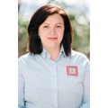 Борислава Черкезова е родом от Плевен, 43 г. 
Преди 3 години започва работа в “Карин дом” като директор “Международни партньорства, обучения и застъпничество”.
