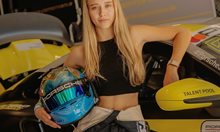 Александра Вътева, първата жена пилот
в Porsche Carrera Cup Middle East: Най-приятно е, когато побеждаваш мъже