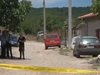 Мъж застреля с пушка съпругата си и съсед в хасковско село, арестуваха го (Видео)