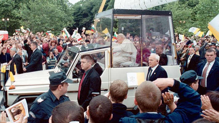 Папа Йоан Павел II в София през май 2002 г.: България е невинна за атентата срещу мен!