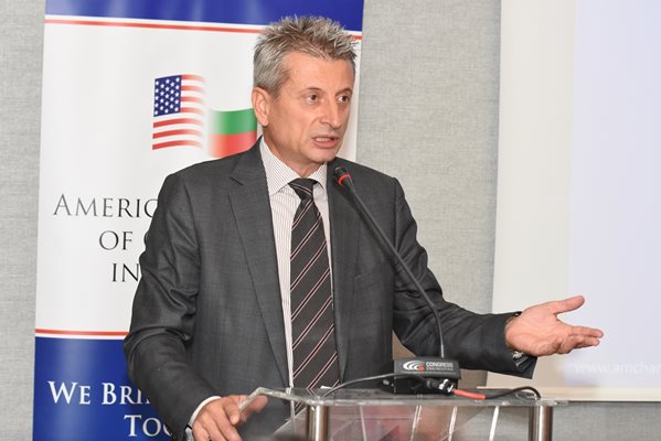 Петър Иванов, изпълнителен директор на Американската търговска камара в България