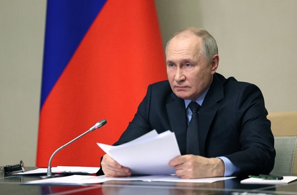 Путин обсъдил с руските служби засилване на мерките срещу външна намеса