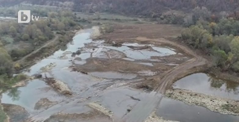 Басейновата дирекция спира всякакви дейности по р. Вит заради възможна екобомба