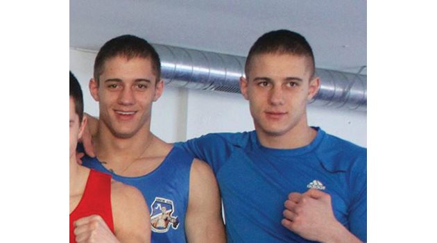 Близнаците Никола и Георги Асенови от времето, когато са активни спортисти. 