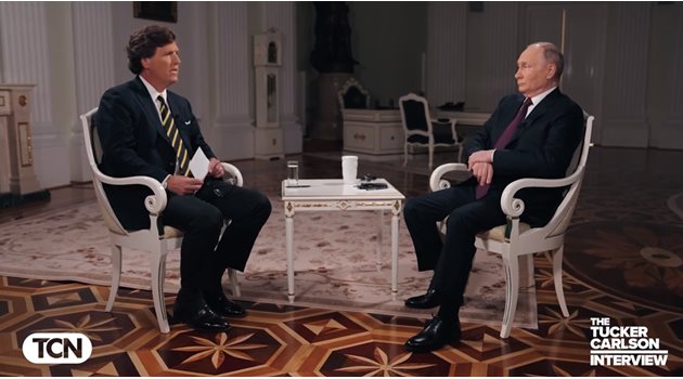 Тъкър Карлсън и Владимир Путин. Кадър: The Tucker Carlson Interview.