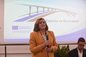 Искра Михайлова: Евросредствата ще са от полза у нас, ако се обнови бизнес средата