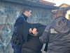 17 задържани при спецакция  в Бургас, у единия открили тефтери с лични данни (Снимки)
