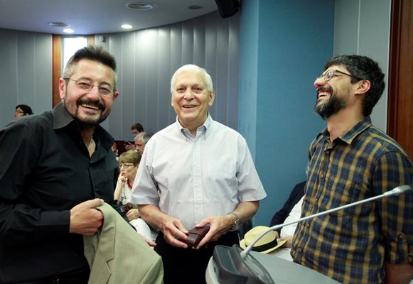 Проф. Знеполски с проф. Георги Каприев (вляво) и Йордан Евтимов