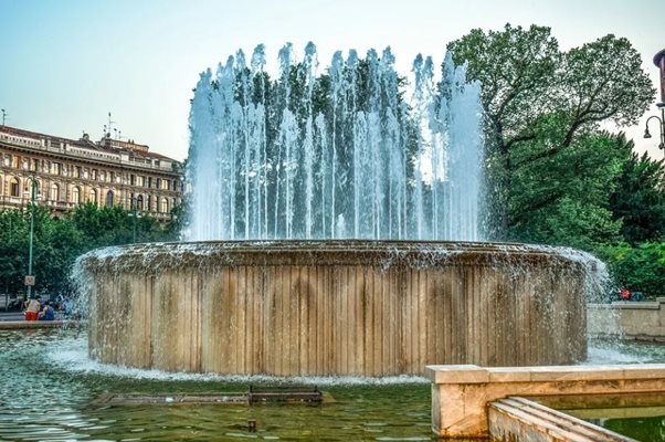 Спират водата във фонтаните в Милано