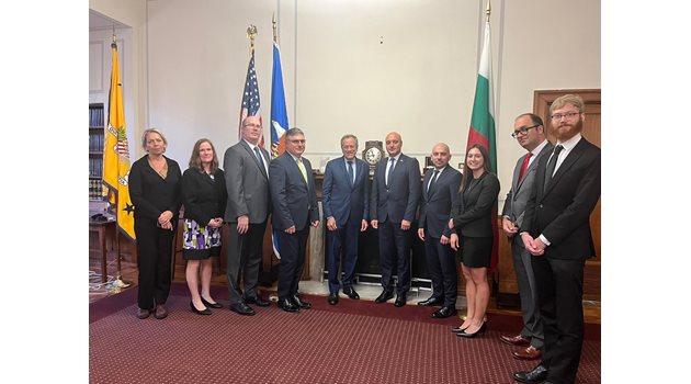 Срещата на министър Славов в Департамента по правосъдие на САЩ със заместник-помощник секретаря по правосъдие Брус Шоурц