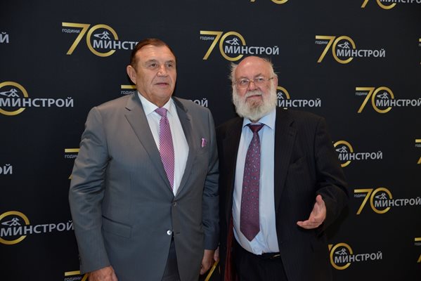 Константин Тренчев също бе сред гостите на Николай Вълканов за 70-годишнината на “Минстрой”.