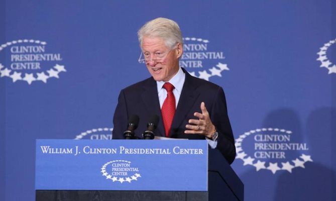 Бил Клинтън
СНИМКА: facebook/President Bill Clinton