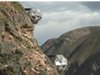 Хотел в Перу виси на ръба на скалата (видео)