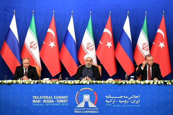 Владимир Путин, Хасан Рохани и Реджеп Тайип Ердоган на срещата в Техеран СНИМКА: Ройтерс
