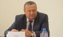 Хасан Адемов: Най-големият проблем е демографската криза и бедността