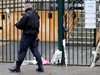 Арестуват френски политик, писал в Туитър, че празнува смъртта на полицая-герой