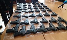 49 бойни пистолета бяха иззети в Кърджали