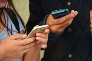 SMS в телефона ще ни предупреждава за идващо бедствие