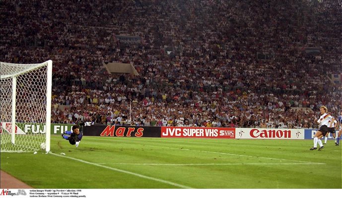 Първият и последният мач на починалия Анди Бреме за Германия са срещу България
