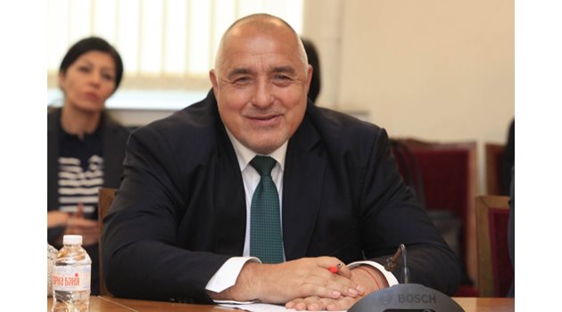 Лидерът на ГЕРБ Бойко Борисов демонстрира добро настроение преди началото на срещата