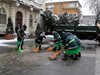 В Пловдив снегът се усили, няма бедстващи в региона (снимки)