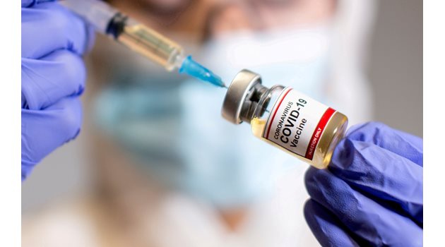Ваксинирането срещу коронавирус у нас се очаква да стартира след Нова година.

СНИМКА: РОЙТЕРС