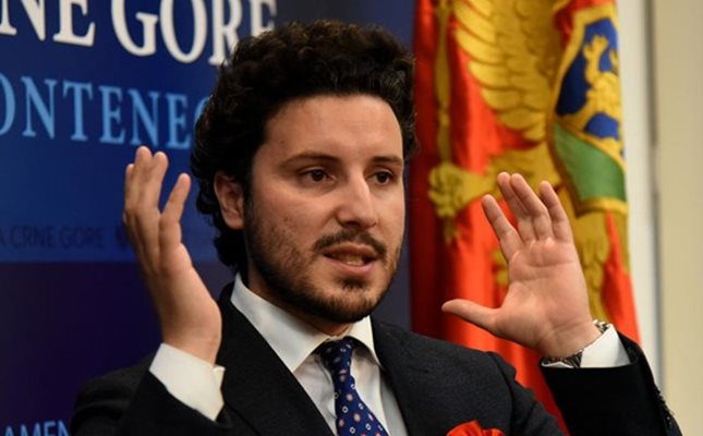 Абазович даде мандата за съставяне на правителство в Черна гора на Лекич