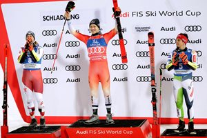 От 37 до 995 евро билети за два дни на световната купа по ски в Шладминг, но свършиха (репортаж)