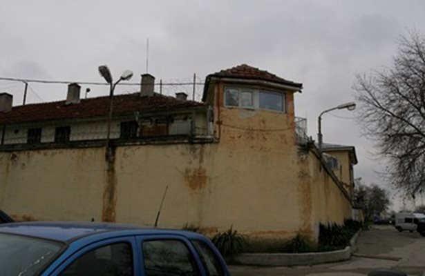 Спират водата до затвора в Пловдив
