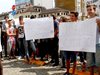 Ученици излязоха на протест в защита на директора на СМГ